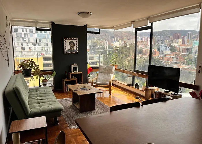 Soleado Departamento Con Vistas Hermosas Sopocachi