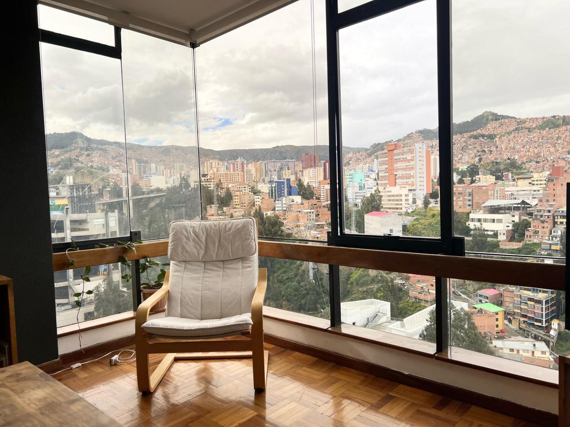 Soleado Departamento Con Vistas Hermosas Sopocachi *